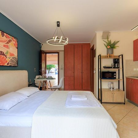 Aiolos Glyfada Super Lux Mini Apartment Athens Ngoại thất bức ảnh